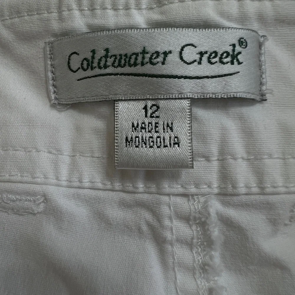 Coldwater Creek White Capris - Picture 3 of 5